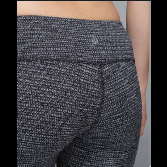 Lululemon Wunder Under 29" Mid-Rise Leggings in Coco Pique Black White Size 4 - Picture 3 of 13